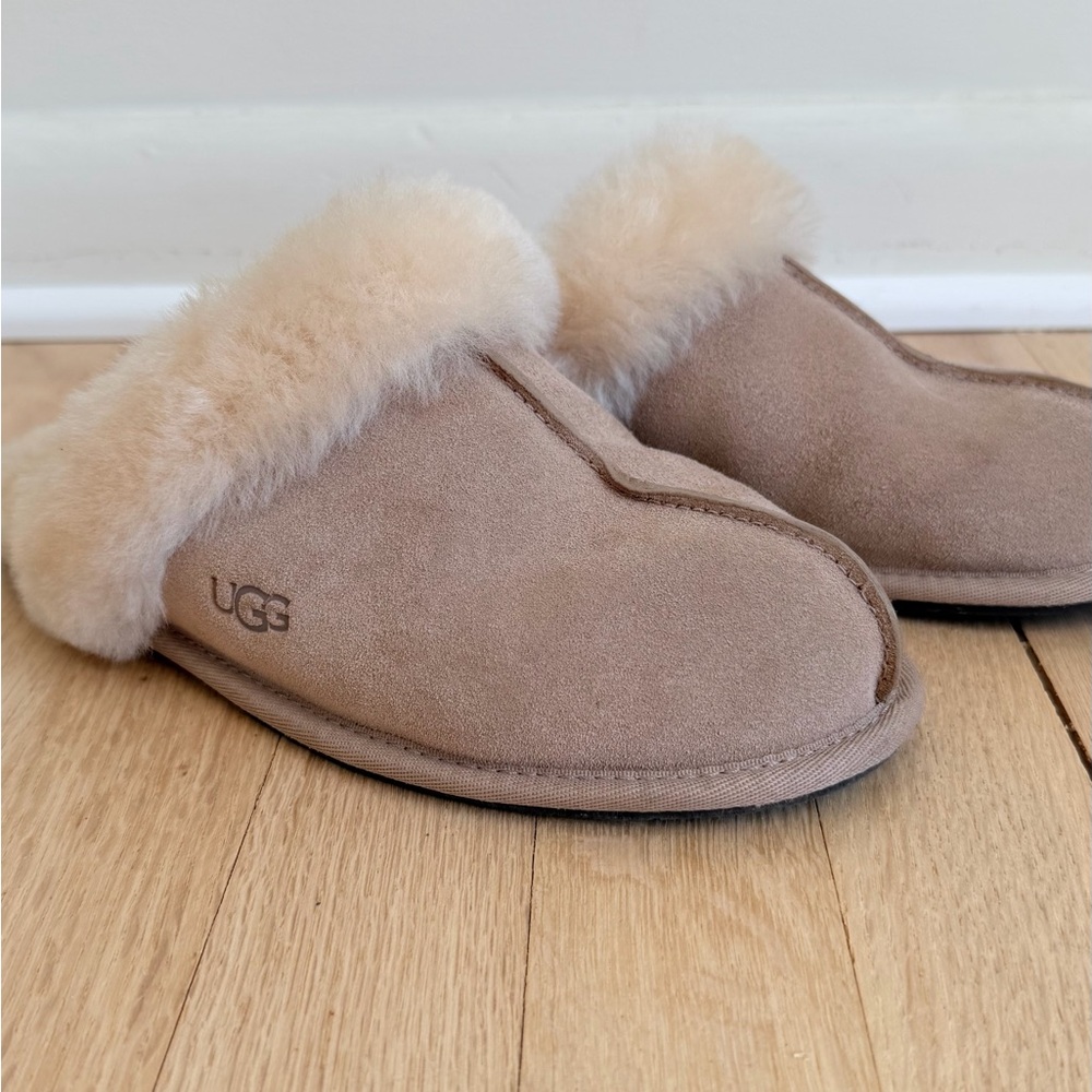 UGG Beige Suede Slippers with Plush Trim